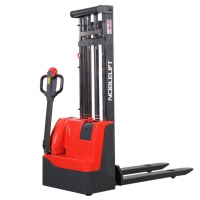 ECL 10全電動(dòng)輕型堆高車，諾力電動(dòng)堆高車